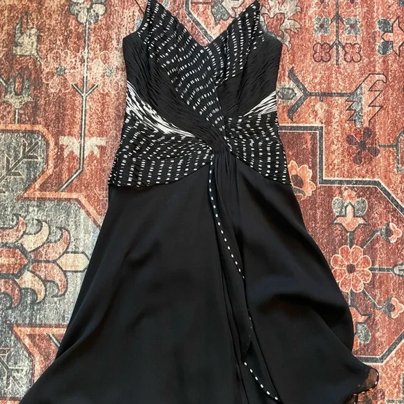 VTG 100% SILK Formal Elegant Black and White Women's Dress - Picture 1 of 12